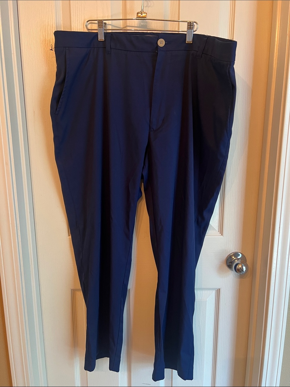 Roundtree & Yorke Men's Performance Work Play Navy Pants